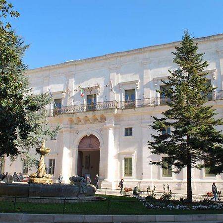 Dimora Piazza Roma Apartment Мартина Франка Екстериор снимка